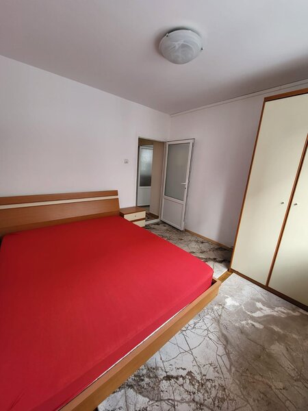 Drumul Taberei, Istru Vanzare 3 camer, dec., 1/4, garaj, CT, reabilitat,