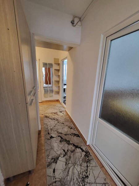 Drumul Taberei, Istru Vanzare 3 camer, dec., 1/4, garaj, CT, reabilitat,